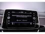 Volkswagen T-Roc 1.5 TSI R-Line Business 150pk DSG Automaat, Trekhaak, Adaptive cruise control, Stoelverwarming, Achteruitrijcamera, Navigatie, App-connect, Elektrische achterklep, Matrix LED koplampen, Parkeersensoren