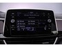 Volkswagen T-Roc 1.5 TSI R-Line Business 150pk DSG Automaat, Trekhaak, Adaptive cruise control, Stoelverwarming, Achteruitrijcamera, Navigatie, App-connect, Elektrische achterklep, Matrix LED koplampen, Parkeersensoren