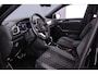 Volkswagen T-Roc 1.5 TSI R-Line Business 150pk DSG Automaat, Trekhaak, Adaptive cruise control, Stoelverwarming, Achteruitrijcamera, Navigatie, App-connect, Elektrische achterklep, Matrix LED koplampen, Parkeersensoren