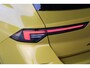 Opel Astra Electric 58 kWh Ultimate | SOH 98% | Warmtepomp | Schuif-kanteldak | Matrix LED | Suede bekleding |