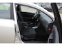 Toyota Avensis Wagon 1.8 VVTi Luna Business AUTOMAAT CLIMA TREKHAAK NAVI LM