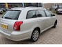 Toyota Avensis Wagon 1.8 VVTi Luna Business AUTOMAAT CLIMA TREKHAAK NAVI LM
