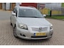 Toyota Avensis Wagon 1.8 VVTi Luna Business AUTOMAAT CLIMA TREKHAAK NAVI LM