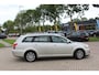 Toyota Avensis Wagon 1.8 VVTi Luna Business AUTOMAAT CLIMA TREKHAAK NAVI LM