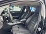 Mercedes-Benz GLA 180 Business Solution AMG