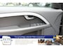 Volvo V70 2.0T R-Edition Aut. Leer, Stoelverwarming, Trekhaak