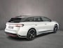 Volkswagen ID.7 Tourer GTX Limited Edition 86 kWh 340pk Automaat, Trekhaak, Panoramadak, 360 camera, Elektrische achterklep, Stoelverwarming, Stuurverwarming, Dodehoeksensoren, Navigatie, App-connect, Matrix LED koplampen