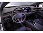 Volkswagen ID.7 Tourer GTX Limited Edition 86 kWh 340pk Automaat, Trekhaak, Panoramadak, 360 camera, Elektrische achterklep, Stoelverwarming, Stuurverwarming, Dodehoeksensoren, Navigatie, App-connect, Matrix LED koplampen