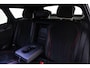 Volkswagen ID.7 Tourer GTX Limited Edition 86 kWh 340pk Automaat, Trekhaak, Panoramadak, 360 camera, Elektrische achterklep, Stoelverwarming, Stuurverwarming, Dodehoeksensoren, Navigatie, App-connect, Matrix LED koplampen