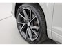 Skoda Karoq 1.5 TSI ACT Sportline | Leder | Elek. Trekhaak | Standkachel | 19'' | Camera | 4x Stoel- Stuurverw. | Apple CarPlay | Digi. Cockpit