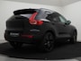 Volvo XC40 B4 AUT(7) PLUS BLACK EDITION HARMAN KARDON SCHUIFDAK 20INCH KEYLESS TREKHAAK
