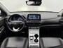 Hyundai Kona Electric EV Premium 64 kWh | SoH 90,1% | Warmtepomp | Leer | Head-Up | Elektr. Stoelen | Adaptive Cruise