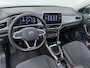 Volkswagen T-Roc 1.0 TSI Style | Pano Dak | ACC | Matrix LED | Spiegelpakket | Carplay | Getint Glas | 17'' |