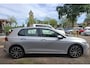 Volkswagen Golf 1.0 eTSI Life Business. Dealer onderhouden. O.a. carplay, adap. cruise, pdc, etc. Prijs rijklaar incl garantie.