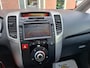 Kia Venga 1.6 CVVT 20th Anniversary. Nwe APK. Goed (dealer) onderhouden. O.a. camera, cruise, bluetooth, trekhaak, navi, etc.