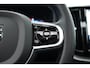 Volvo XC60 2.0 T8 Plug-in hybrid AWD Ultimate Dark | Pano | Trekhaak | HUD | Pilot Assist | Bliss | Leder | H&K | 360cam | Stoel- Stuurverw.