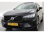 Volvo XC60 2.0 T8 Plug-in hybrid AWD Ultimate Dark | Pano | Trekhaak | HUD | Pilot Assist | Bliss | Leder | H&K | 360cam | Stoel- Stuurverw.