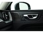 Volvo XC60 2.0 T8 Plug-in hybrid AWD Ultimate Dark | Pano | Trekhaak | HUD | Pilot Assist | Bliss | Leder | H&K | 360cam | Stoel- Stuurverw.