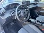 Peugeot 208 1.2 Hybrid 110 e-DCS6 Allure | Parkeercamera | Cruise Control | Apple Carplay & Android Auto | Climate Control |