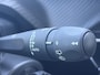 Peugeot 208 1.2 Hybrid 110 e-DCS6 Allure | Parkeercamera | Cruise Control | Apple Carplay & Android Auto | Climate Control |