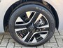 Peugeot 208 1.2 Hybrid 110 e-DCS6 Allure | Parkeercamera | Cruise Control | Apple Carplay & Android Auto | Climate Control |