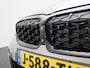 BMW 3-Serie Touring M340i xDrive High Executive | Apple Carplay / Android Auto | Panoramadak | Stuurverwarming | Stoelverwarming Voor en Achter | Harman Kardon | Head-up Display | Trekhaak |