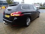 Peugeot 308 1.2 PT BLUE L. PR 130 Pk-Leer-Clima-Navi-Blth-Media-Trkh