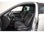 Volkswagen Passat 1.4 TSI GTE Highline [ Panoramadak Camera Stoelverwarming ]