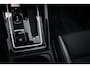Volkswagen Golf 1.5 eHybrid GTE | LEDER | PANORAMADAK | HEAD UP | STOELVENTILATIE | STUURVERWARMING | TREKHAAK | 18"