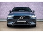 Volvo V60 2.0 T6 Plug-in hybrid AWD Plus Dark | SOH:100% | | Achteruitrijcamera | Parkeersensoren | Elektrisch Verstelbare Voorstoelen | Stoelverwarming voor en achter | Harman Kardon Audio | Keyless Entry | Elektrische Achterklep | Navigatie Google Maps | Apple Carplay | Android Auto |