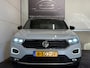 Volkswagen T-Roc 1.5 TSI Sport R-Line Pano, ACC, Apple Carplay, LED, Virtual Cockpit, Stoelverwarming, Lane-Assist, Parkeersensor