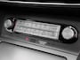 Hyundai Kona Electric EV Premium 64 kWh | All Season Banden | Stoelventilatie | Stoel & Stuurverwarming | Led | Adaptive Cruise Control