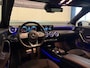 Mercedes-Benz A-klasse 180 AMG Pano, Cruise Control, Apple Carplay, Elek Stoelen, Sfeerverlichting, Multibeam, Burmester, Keyless