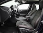 Mercedes-Benz GLA 180 Business Solution AMG | Panoramadak | Achteruitrijcamera | Parkeersensoren | Stoelverwarming | Lichtmetalen Velgen | Trekhaak |