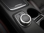 Mercedes-Benz GLA 180 Business Solution AMG | Panoramadak | Achteruitrijcamera | Parkeersensoren | Stoelverwarming | Lichtmetalen Velgen | Trekhaak |