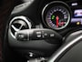 Mercedes-Benz GLA 180 Business Solution AMG | Panoramadak | Achteruitrijcamera | Parkeersensoren | Stoelverwarming | Lichtmetalen Velgen | Trekhaak |