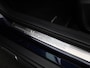 Mercedes-Benz GLA 180 Business Solution AMG | Panoramadak | Achteruitrijcamera | Parkeersensoren | Stoelverwarming | Lichtmetalen Velgen | Trekhaak |