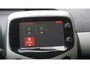 Toyota Aygo 1.0 VVT-i 69pk x-play 5Drs Airco Navi Cruise Control 15inch LM A-Camera *NL auto*