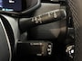 Renault Clio 145PK E-Tech Full Hybrid Techno Automaat | Digital Cockpit | 9,3" Navi | Climate Control | Apple CarPlay/Android Auto | Camera | Cruise Control | Armsteun | Lichtmetalen Velgen Hoogglans Zwart |