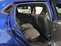Renault Clio 145PK E-Tech Full Hybrid Techno Automaat | Digital Cockpit | 9,3" Navi | Climate Control | Apple CarPlay/Android Auto | Camera | Cruise Control | Armsteun | Lichtmetalen Velgen Hoogglans Zwart |
