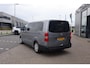 Toyota ProAce Electric LONG EXTRA RANGE DYNAMIC 75KWH 8-PERSOONS ROLSTOELAUTO VERLAAGD-INBOUW-OPRIJPLAAT 2x SCHUIFDEUR
