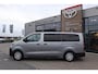 Toyota ProAce Electric LONG EXTRA RANGE DYNAMIC 75KWH 8-PERSOONS ROLSTOELAUTO VERLAAGD-INBOUW-OPRIJPLAAT 2x SCHUIFDEUR