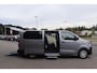 Toyota ProAce Electric LONG EXTRA RANGE DYNAMIC 75KWH 8-PERSOONS ROLSTOELAUTO VERLAAGD-INBOUW-OPRIJPLAAT 2x SCHUIFDEUR