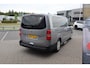 Toyota ProAce Electric LONG EXTRA RANGE DYNAMIC 75KWH 8-PERSOONS ROLSTOELAUTO VERLAAGD-INBOUW-OPRIJPLAAT 2x SCHUIFDEUR