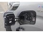 Toyota ProAce Electric LONG EXTRA RANGE DYNAMIC 75KWH 8-PERSOONS ROLSTOELAUTO VERLAAGD-INBOUW-OPRIJPLAAT 2x SCHUIFDEUR