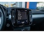 Volvo XC40 1.5 T3 Momentum | Achteruitrijcamera | Cruise control | Vooruitverwarming | Parkeersensoren Voor/Achter | elektrisch verstelbare spiegles | Achteruitrijcamera | Buitenspiegels elektrisch inklapbaar | Cruise control