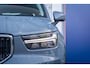 Volvo XC40 1.5 T3 Momentum | Achteruitrijcamera | Cruise control | Vooruitverwarming | Parkeersensoren Voor/Achter | elektrisch verstelbare spiegles | Achteruitrijcamera | Buitenspiegels elektrisch inklapbaar | Cruise control