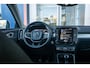 Volvo XC40 1.5 T3 Momentum | Achteruitrijcamera | Cruise control | Vooruitverwarming | Parkeersensoren Voor/Achter | elektrisch verstelbare spiegles | Achteruitrijcamera | Buitenspiegels elektrisch inklapbaar | Cruise control