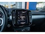 Volvo XC40 1.5 T3 Momentum | Achteruitrijcamera | Cruise control | Vooruitverwarming | Parkeersensoren Voor/Achter | elektrisch verstelbare spiegles | Achteruitrijcamera | Buitenspiegels elektrisch inklapbaar | Cruise control