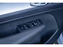 Volvo XC40 1.5 T3 Momentum | Achteruitrijcamera | Cruise control | Vooruitverwarming | Parkeersensoren Voor/Achter | elektrisch verstelbare spiegles | Achteruitrijcamera | Buitenspiegels elektrisch inklapbaar | Cruise control